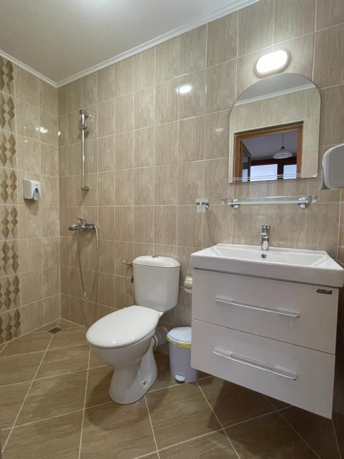 סטאברוס Helios Hotel מראה חיצוני תמונה